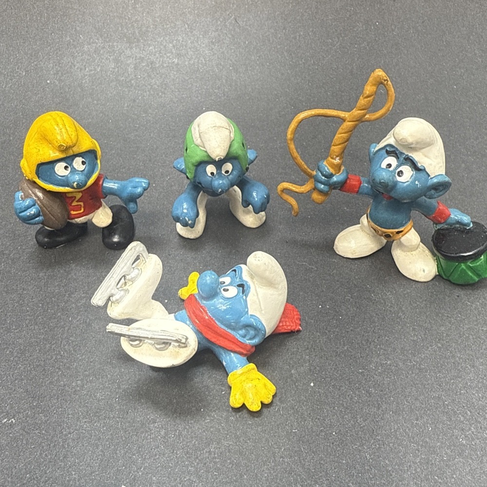 Peyo Schleich Vintage Smurfs Lot Of 4 Lion Tamer Football Ice Skater 1978-1980